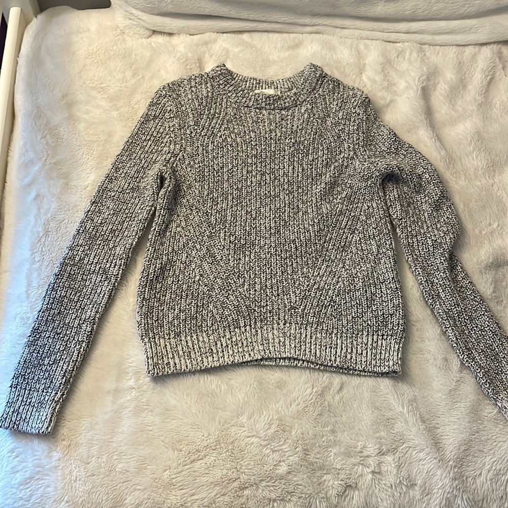 Grey sweater